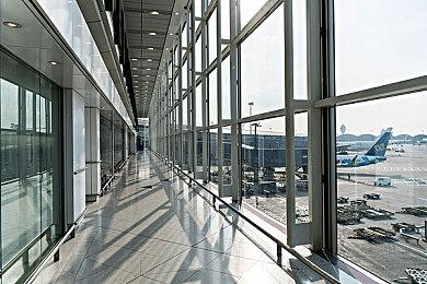 3DM速报：新PS+服务升级需补折扣差价 《八方旅人》团队新作泄露